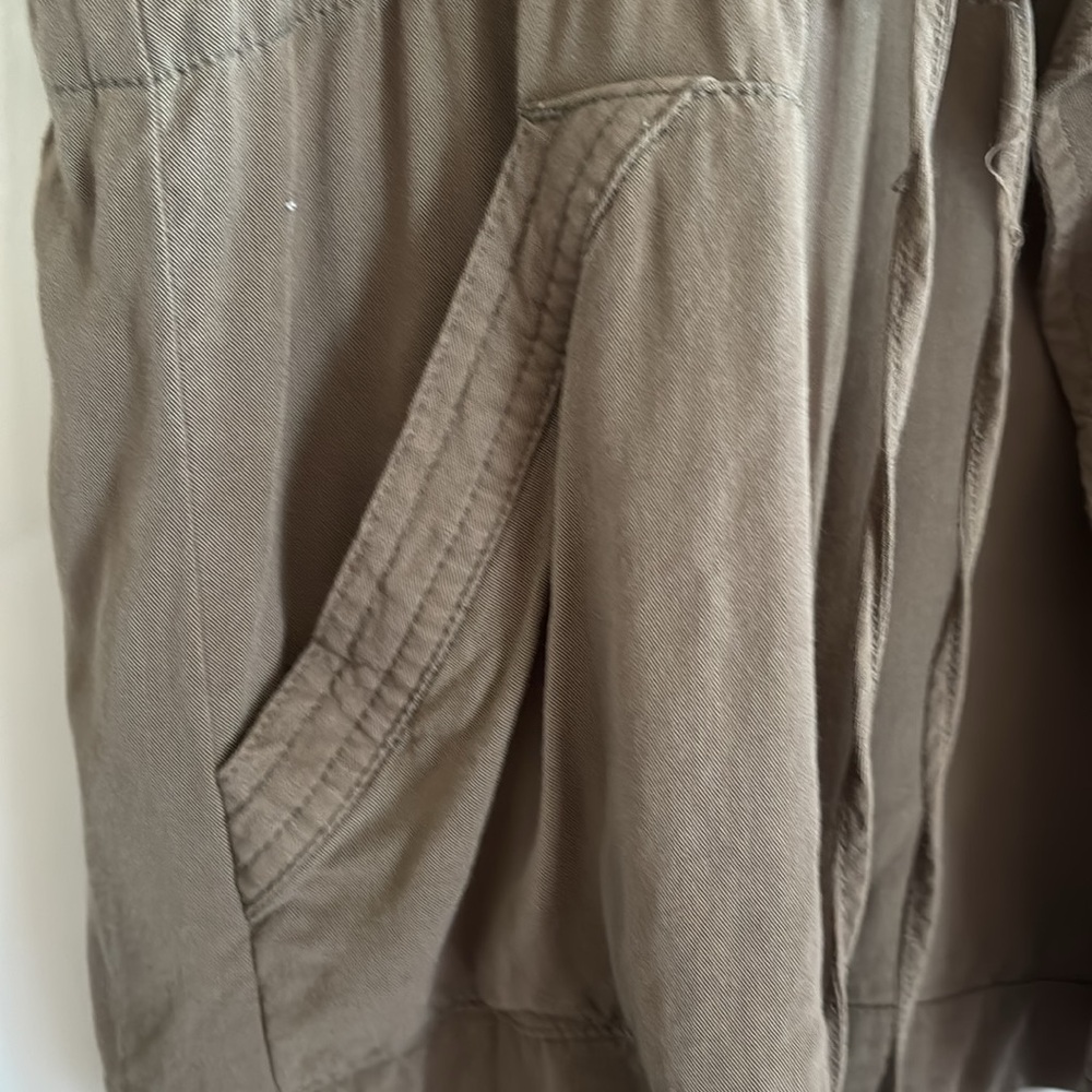 Altar’d State Vest - Picture 3 of 4